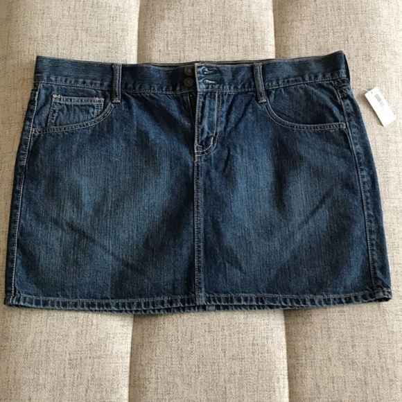 Old Navy Women's Blue Jean Mini Skirt, Size 12 - Picture 1 of 4